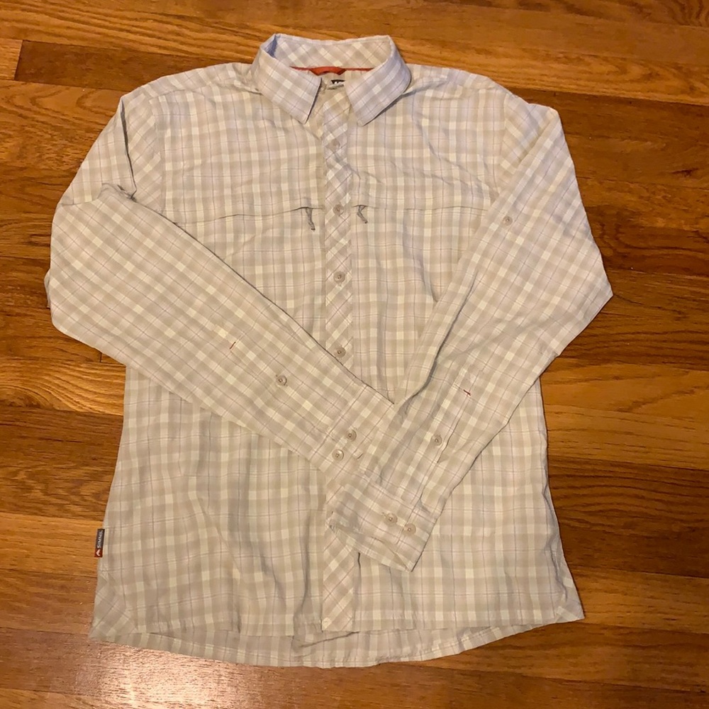 NWOT lightweight outdoors button down shirt